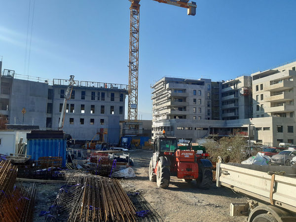 ''Le confluence'' construction en cours